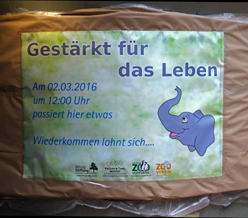 Vorankündigung im Elefantenhaus am 20. Februar 2016 im Grünen Zoo Wuppertal
