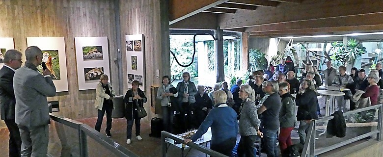 Offizielle Eröffnung der Fotoausstellung "Diedrich Kranz: Der Grüne Zoo Wuppertal" am 27. Oktober 2017 im Menschenaffenhaus im Grünen Zoo Wuppertal