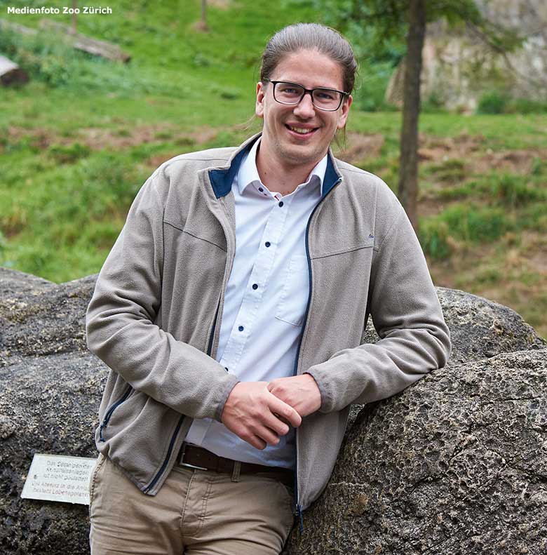 Neuer Direktor des Zoo Zürich ab April 2020: Dr. Severin Dreßen an der Löwen-Außenanlage im Grünen Zoo Wuppertal (Medienfoto Zoo Zürich)