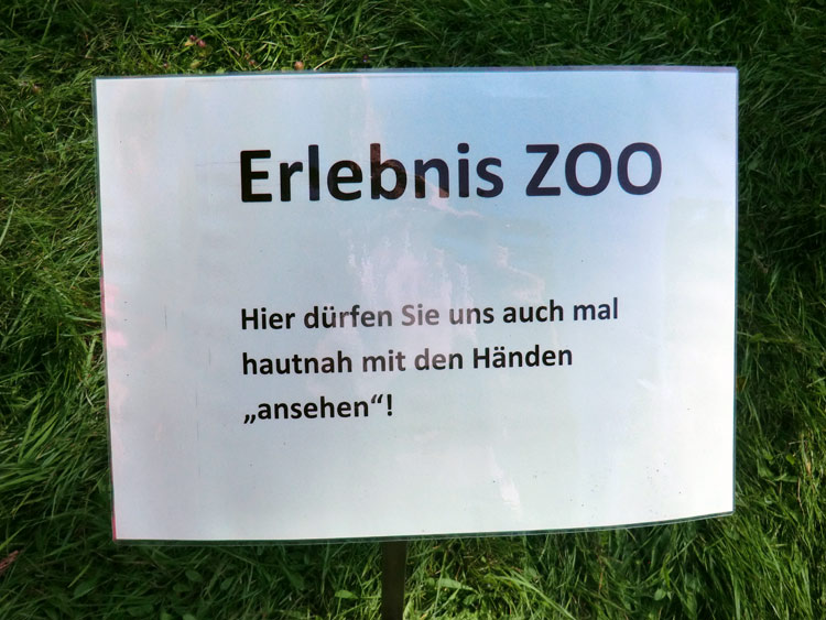 Informationsschild im Zoologischen Garten Wuppertal im Juli 2014