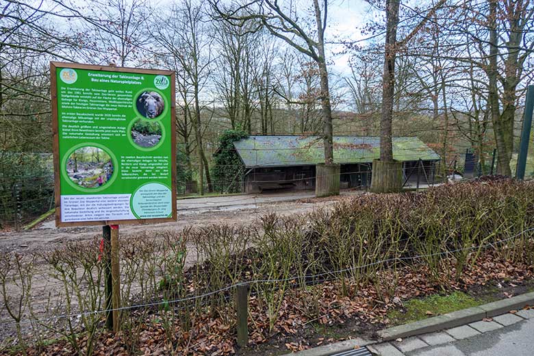 Information zur Erweiterung der Takinanlage und Bau eines Naturspielplatzes am 14. Februar 2022 vor der ehemaligen rechten Außenanlage der Rentiere im Grünen Zoo Wuppertal