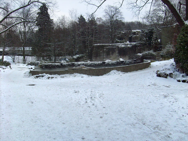 verschneite Wege und Anlagen im Zoologischen Garten Wuppertal am 15. Februar 2010