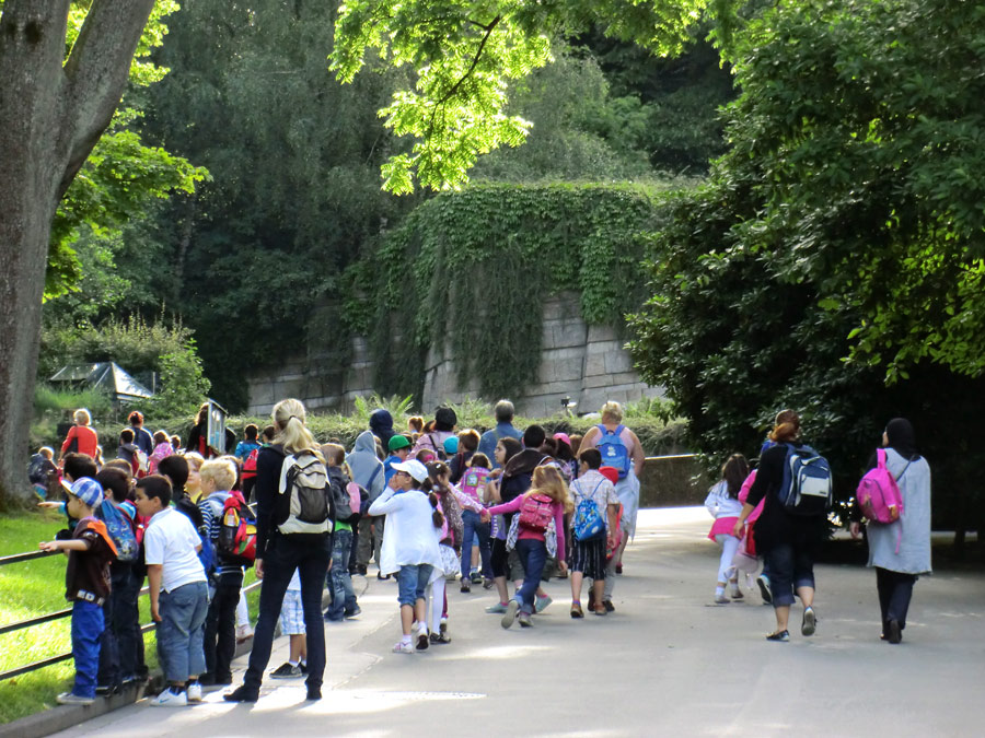 Besuchergruppen am 2. Juli 2012 im Zoo Wuppertal