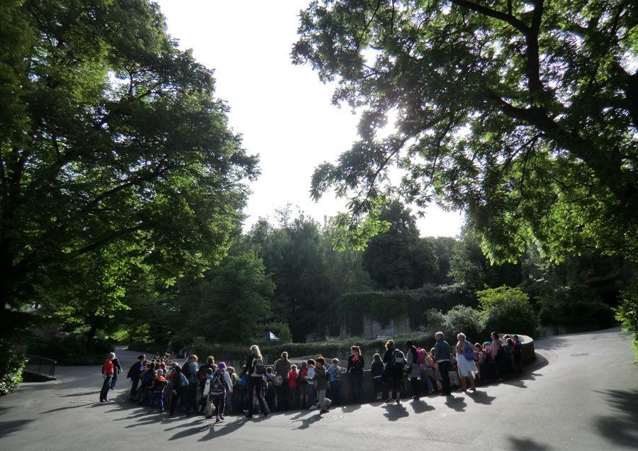 Besuchergruppen am 2. Juli 2012 im Zoologischen Garten Wuppertal