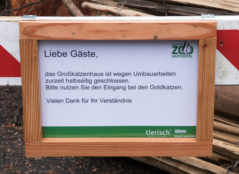 Aushang am 6. Januar 2018 zur halbseitigen Schließung des Großkatzenhauses im Zoo Wuppertal