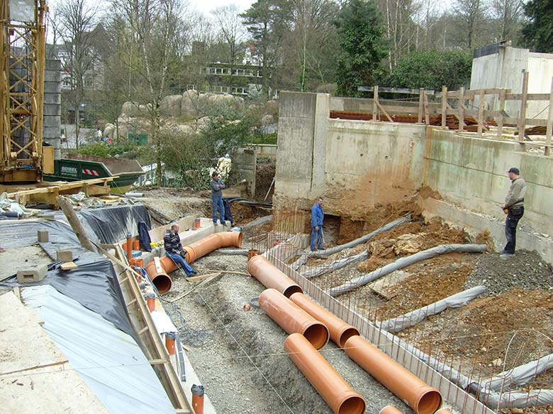 Baustelle des Neubaus des Pinguin-Hauses am 9. April 2008 im Zoologischen Garten Wuppertal