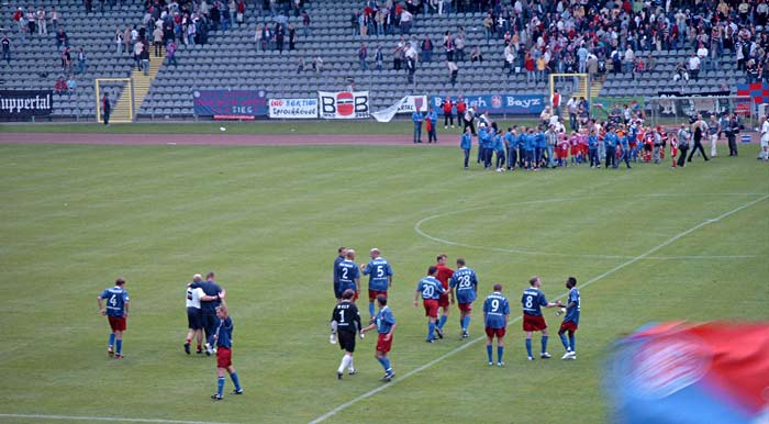 Fußballspiel WSV gegen Preußen Münster im Stadion am Zoo in Wuppertal am 6. September 2003